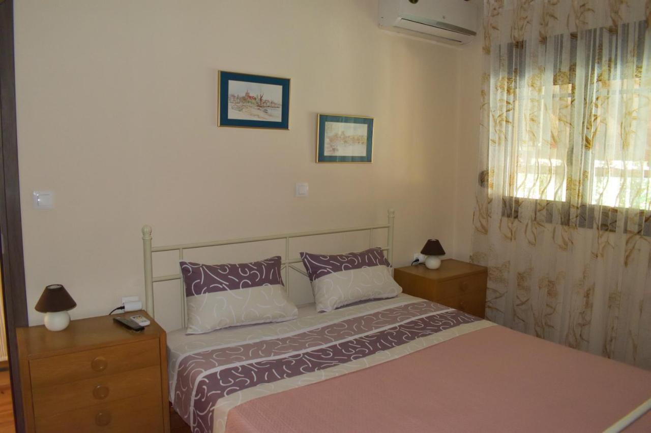 Petros House Apartment นิกิติ ภายนอก รูปภาพ