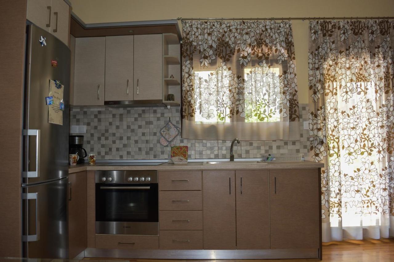 Petros House Apartment นิกิติ ภายนอก รูปภาพ