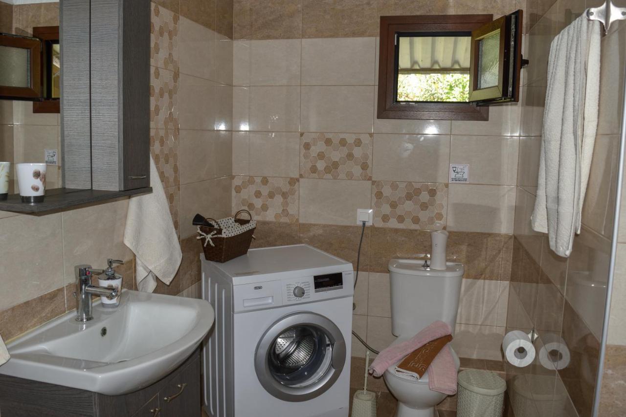 Petros House Apartment นิกิติ ภายนอก รูปภาพ