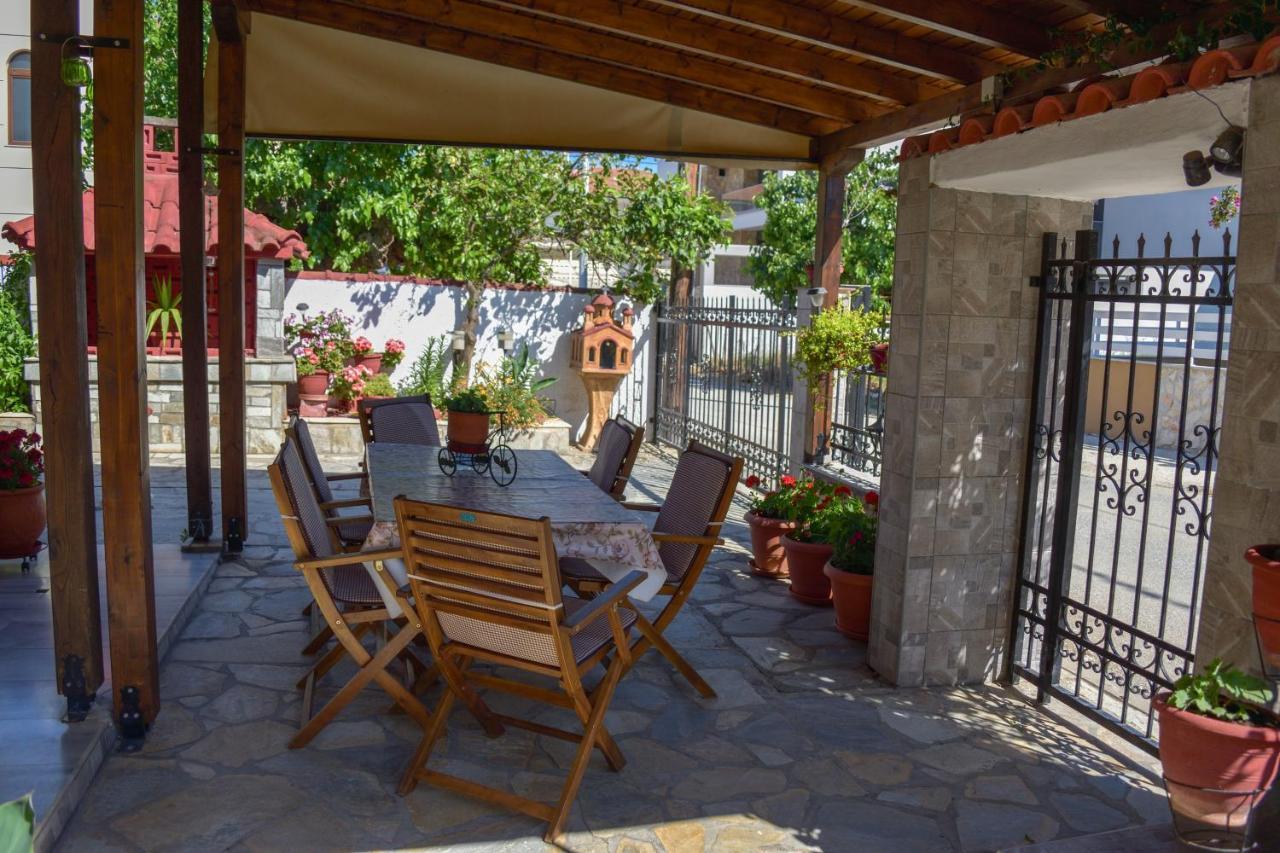Petros House Apartment นิกิติ ภายนอก รูปภาพ